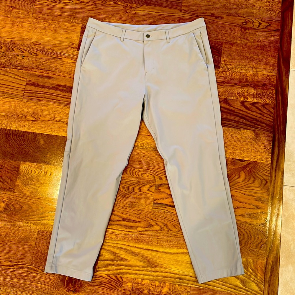 Lululemon Commission Classic Fit Pant 40”W x 32”L Like New!